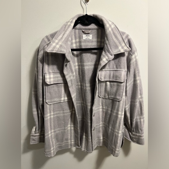 Ardene grey and white plaid shacket. Size small - Picture 1 of 5